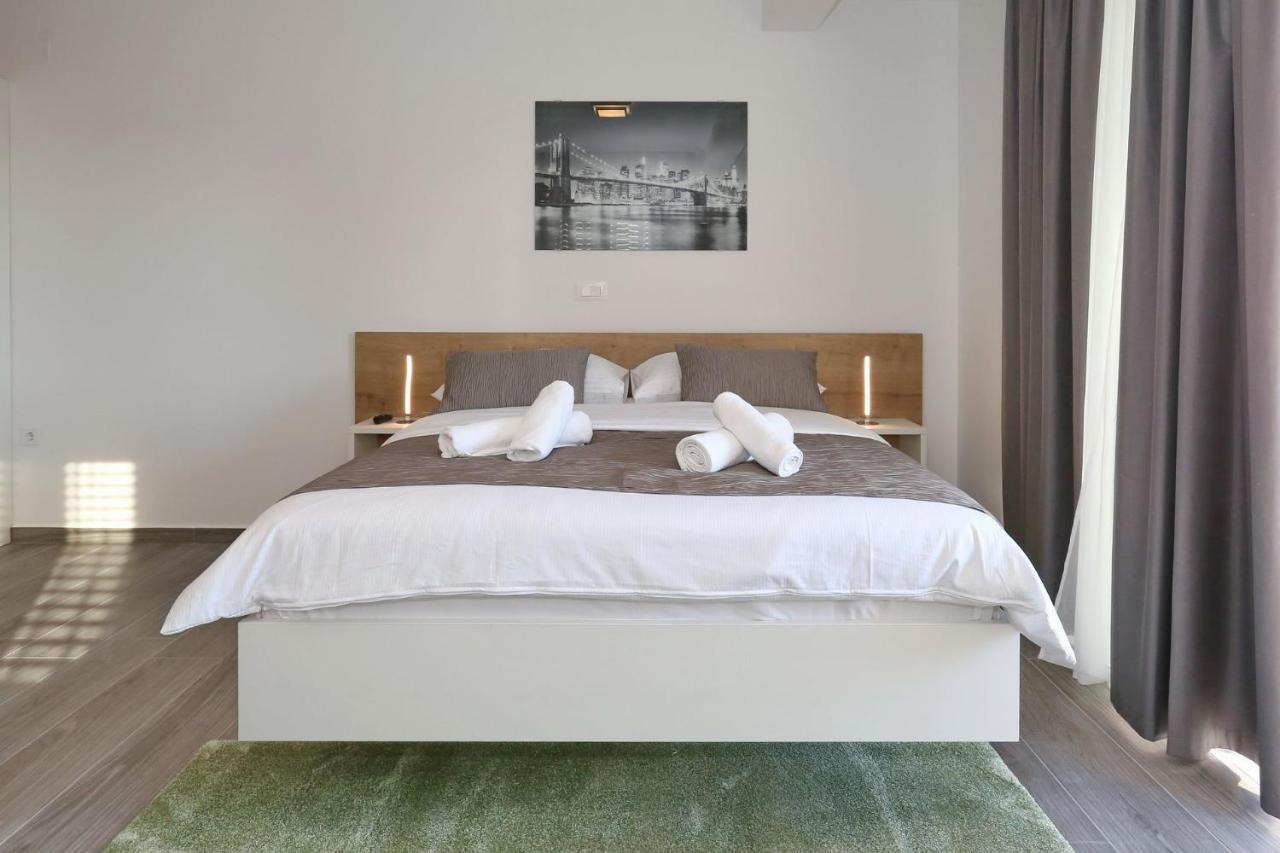 Villa Ankora 1 With Heated Pool Biograd Na Moru Exterior photo