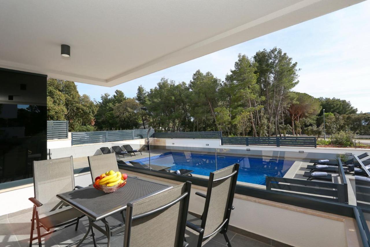 Villa Ankora 1 With Heated Pool Biograd Na Moru Exterior photo